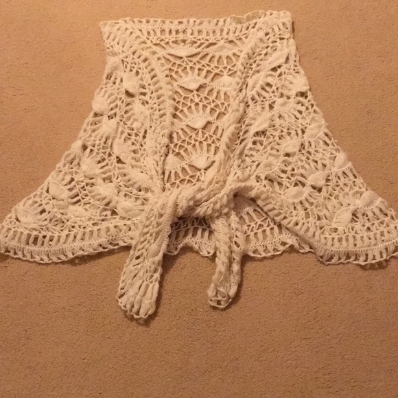Hand made Shawl - Picture 1 of 3